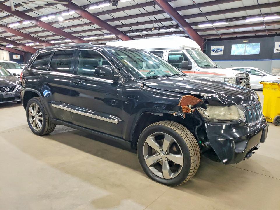 2013 Jeep Grand cherokee VIN 1C4RJFAG5DC633343 COPART salvage auction — FRONT END, RI - CERTIFICATE OF TITLE, sold $3,050 on 2026-07-27 (photo 4)