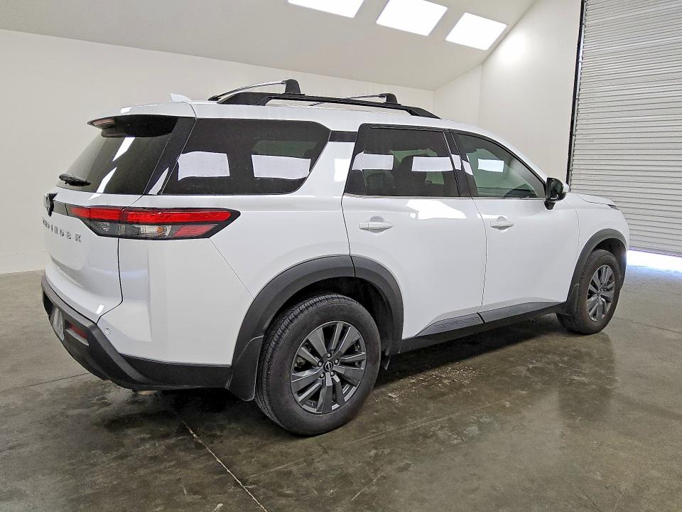 2025 Nissan Pathfinder VIN 5N1DR3BAXSC302097 COPART salvage auction — MINOR DENT/SCRATCHES, TX - CERTIFICATE OF TITLE, sold $24,750 on 2026-07-23 (photo 3)
