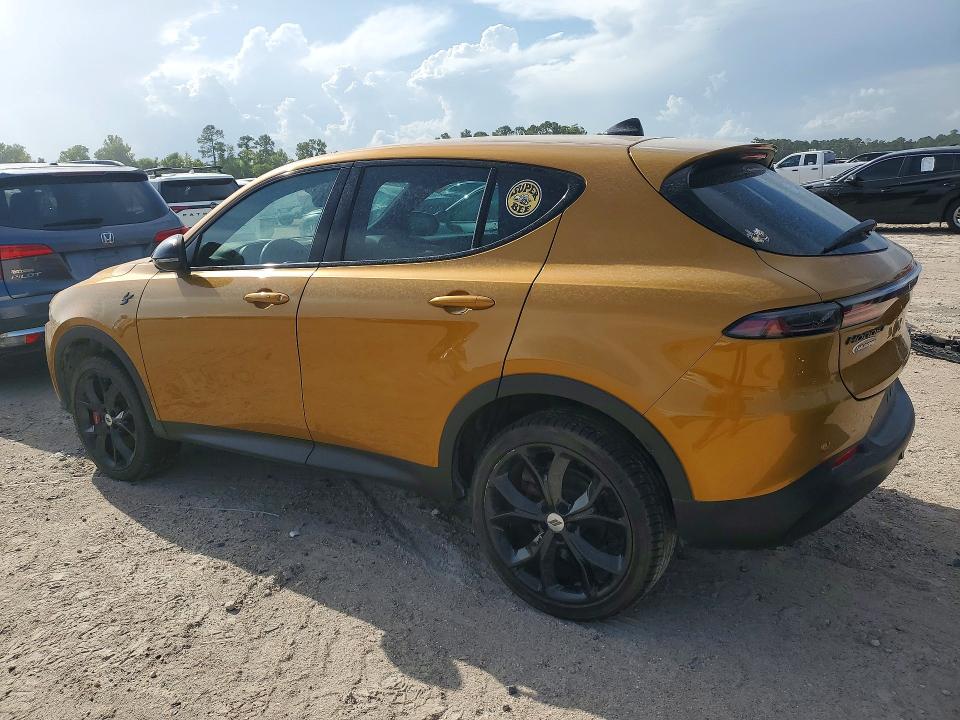 2024 Dodge Hornet VIN ZACNDFAN3R3A41227 COPART salvage auction — NORMAL WEAR, La - Cert Of Title-Salvage, sold $10,200 on 2026-07-28 (photo 2)
