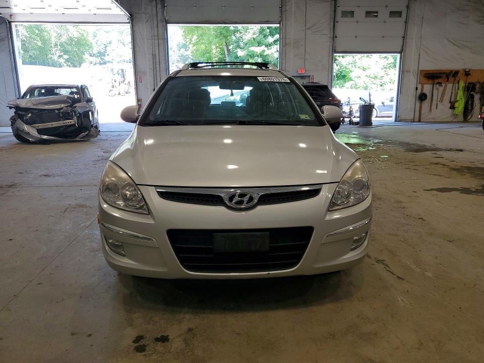 2011 Hyundai Elantra VIN KMHDC8AE6BU096547 COPART salvage auction — NORMAL WEAR, VT - CERTIFICATE OF TITLE, sold $200 on 2026-07-27 (photo 5)