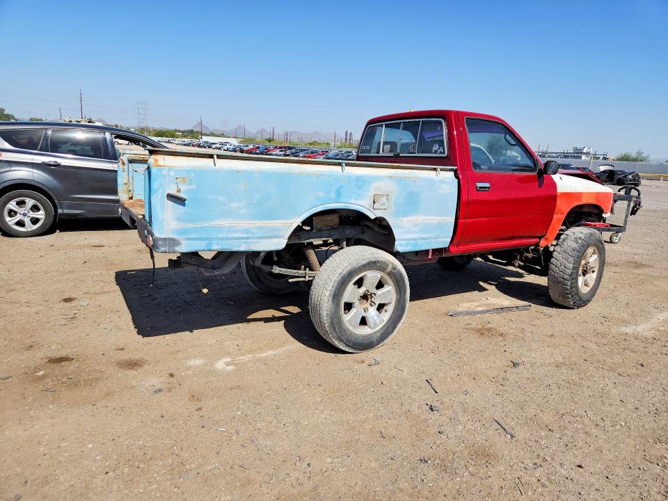 1992 Toyota Pickup VIN JT4VN01D3N0005970 COPART salvage auction — FRONT END, AZ - CERT OF TITLE - SALVAGE, sold $1,400 on 2026-07-17 (photo 3)