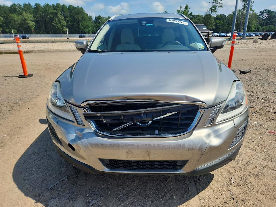 2013 Volvo VIN YV4952DL8D2409427 COPART salvage auction — FRONT END, La - Cert Of Title-Salvage, sold $125 on 2026-07-24 (photo 5)