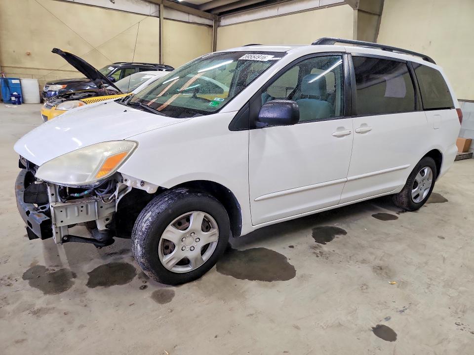 2005 Toyota Sienna VIN 5TDZA23C55S240025 COPART salvage auction — FRONT END, Va - Certificate Of Title, sold $125 on 2026-07-28 (photo 1)