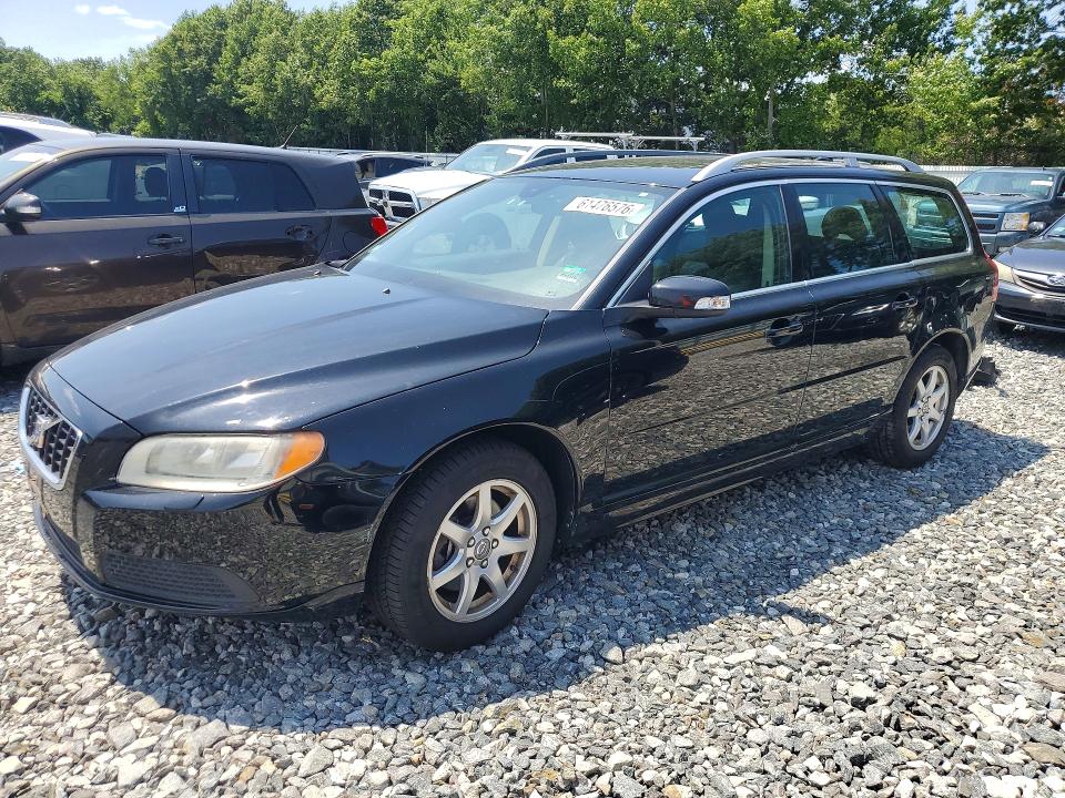 2008 Volvo V70 VIN YV1BW982681040682 COPART salvage auction — WATER/FLOOD, Ma - Cert Of Title-Reconstrctd Fld, sold $125 on 2026-07-29 (photo 1)