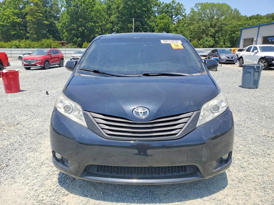 2016 Toyota Sienna VIN 5TDYK3DC7GS733141 COPART salvage auction — SIDE, Salvage Title, sold $175 on 2026-07-30 (photo 5)
