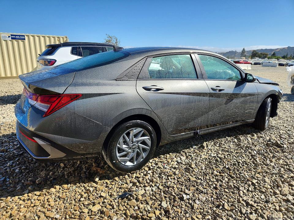 2026 Hyundai Elantra VIN KMHLM4DJ3TU205302 COPART salvage auction — FRONT END, CA - SALVAGE CERTIFICATE, sold $4,100 on 2026-07-23 (photo 3)