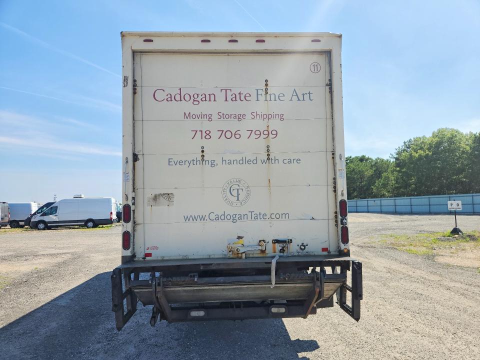 2013 Isuzu Nqr VIN JALE5W162D7900570 COPART salvage auction — MINOR DENT/SCRATCHES, NY - CERTIFICATE OF TITLE, sold $2,500 on 2026-07-29 (photo 6)