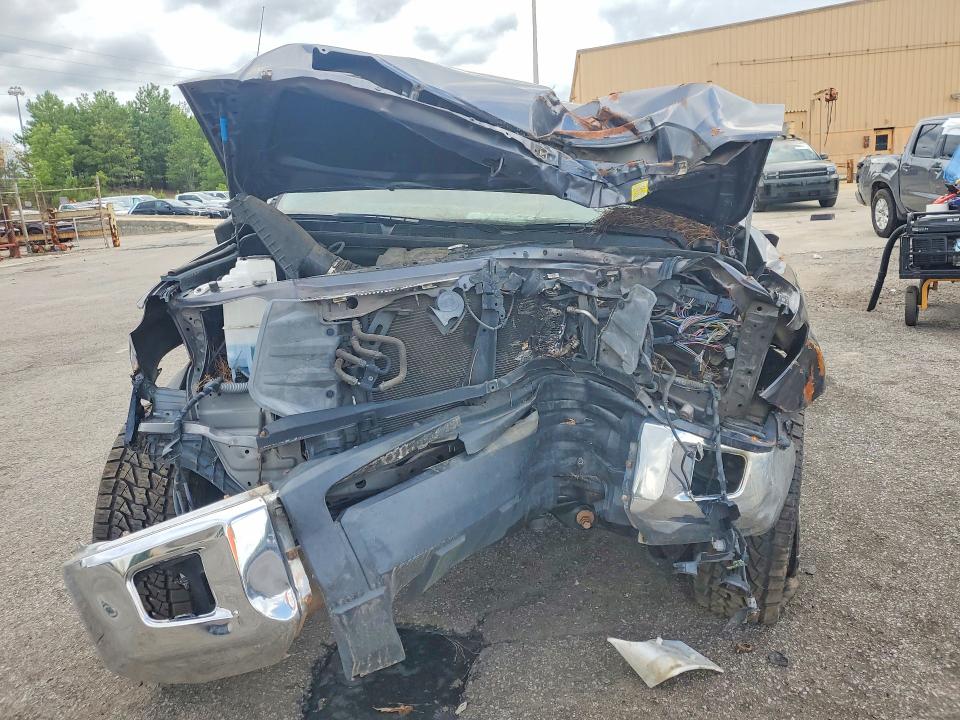 2016 Toyota Tundra VIN 5TFDW5F17GX568504 COPART salvage auction — ALL OVER, Nc - Certificate Of Title (P), sold $3,850 on 2026-07-27 (photo 5)