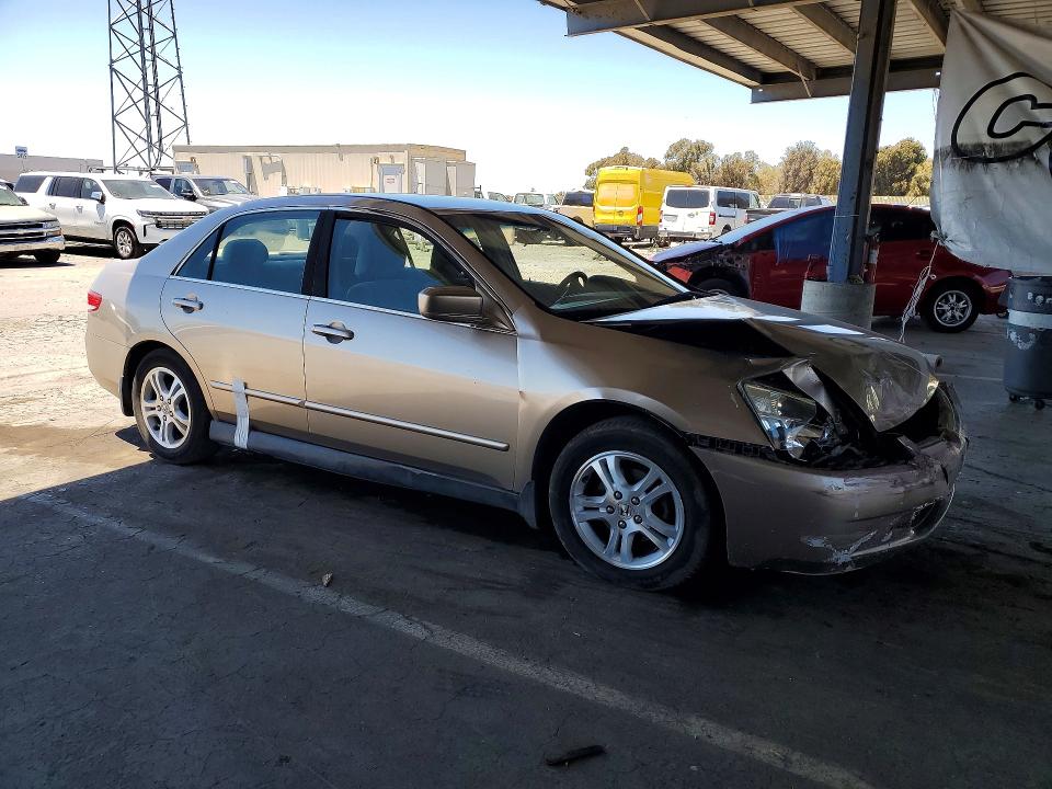 2005 Honda Accord VIN JHMCM56415C006953 COPART salvage auction — FRONT END, CA - SALVAGE CERTIFICATE, sold $325 on 2026-07-16 (photo 4)