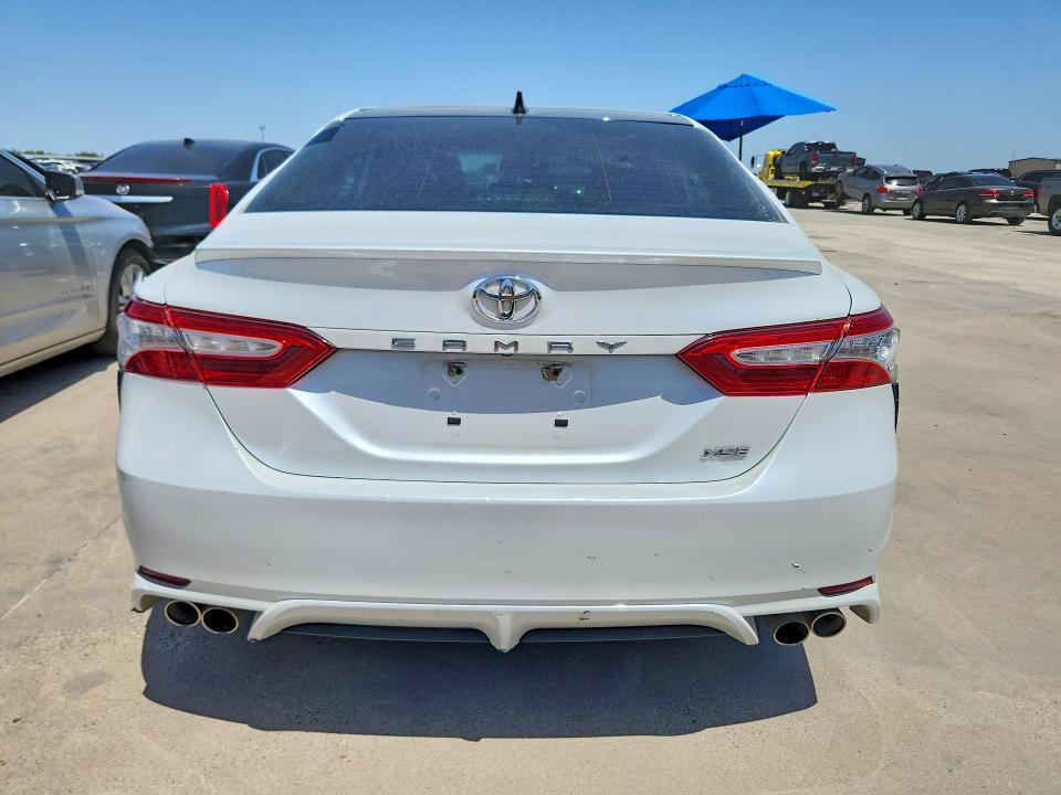 2020 Toyota Camry VIN 4T1K61AK9LU904581 COPART salvage auction — MINOR DENT/SCRATCHES, TX - CERTIFICATE OF TITLE (P), sold $12,300 on 2026-07-30 (photo 6)