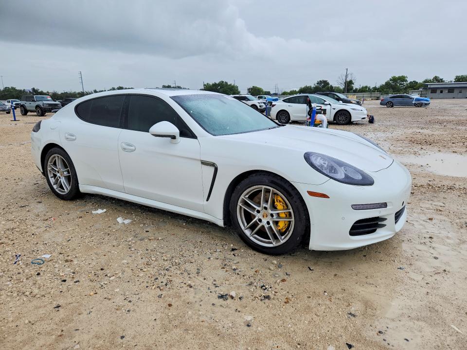 2015 Porsche Panamera VIN WP0AA2A78FL002109 COPART salvage auction — MINOR DENT/SCRATCHES, Tx - Certificate Of Title (P), sold $6,600 on 2026-07-30 (photo 4)