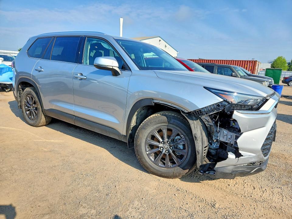 2026 Toyota Highlander VIN 5TDACAB55TS070900 COPART salvage auction — FRONT END, On - Permit No Brand - Unfit (P), sold $38,750 on 2026-07-16 (photo 4)