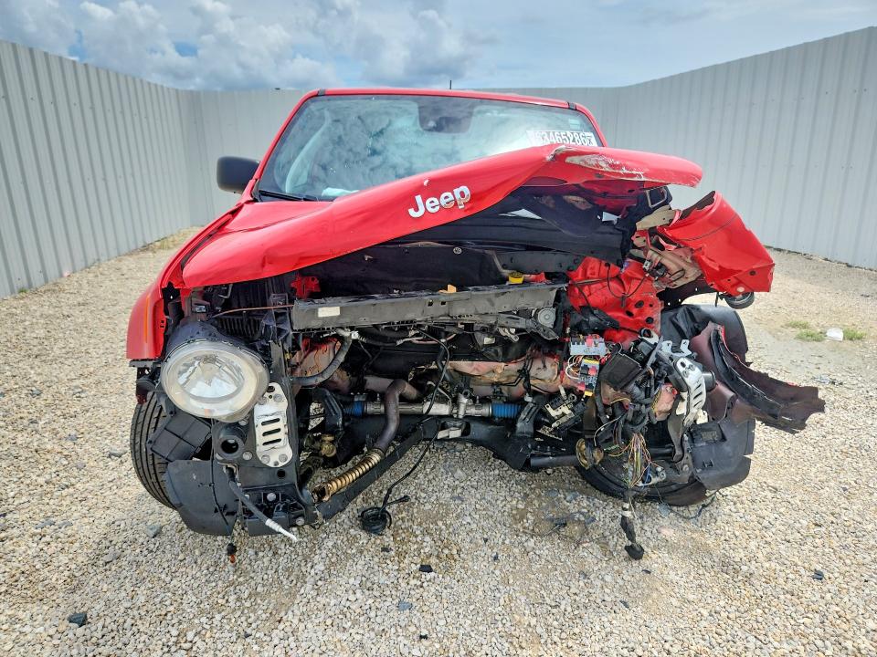 2021 Jeep Renegade VIN ZACNJCAB7MPM16029 COPART salvage auction — FRONT END, FL - CERTIFICATE OF DESTRUCTION, sold $375 on 2026-08-21 (photo 5)
