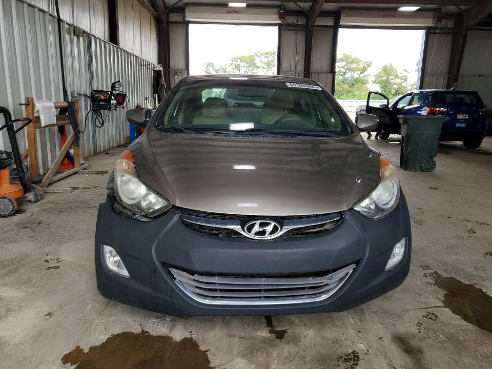 2013 Hyundai Elantra VIN 5NPDH4AE6DH257068 COPART salvage auction — NORMAL WEAR, Pa - Non Public Clean Title, sold $900 on 2026-07-29 (photo 5)