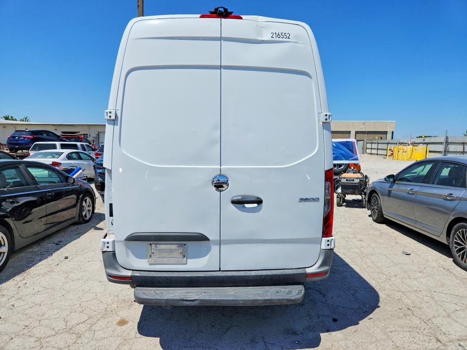 2021 Freightliner Sprinter VIN W2Y40BHY7MT066734 COPART salvage auction — NORMAL WEAR, OK - CERTIFICATE OF TITLE (P), sold $4,600 on 2026-08-26 (photo 6)