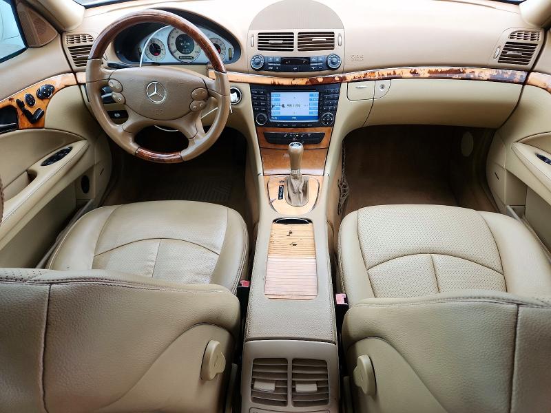 2007 Mercedes-benz E-class VIN WDBUF56X27B092078 COPART salvage auction — NORMAL WEAR, CA - DIS/DLR/EXP ONLY CLEAN TITLE, sold $400 on 2026-07-23 (photo 8)