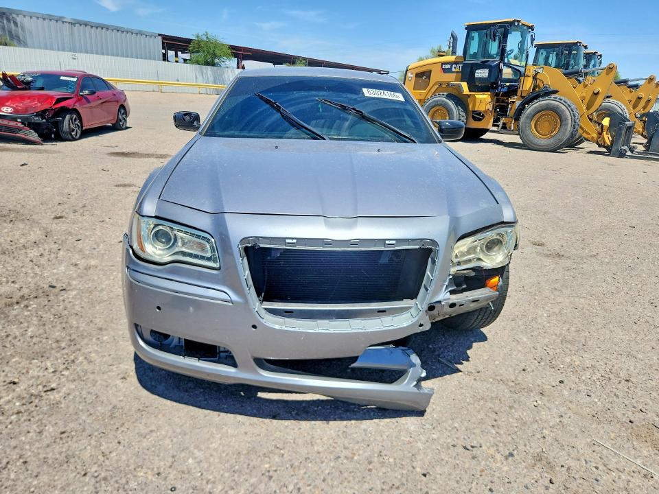 2014 Chrysler 300 VIN 2C3CCAAG3EH289002 COPART salvage auction — FRONT END, Az - Cert Of Title - Salvage, sold $1,900 on 2026-09-11 (photo 5)