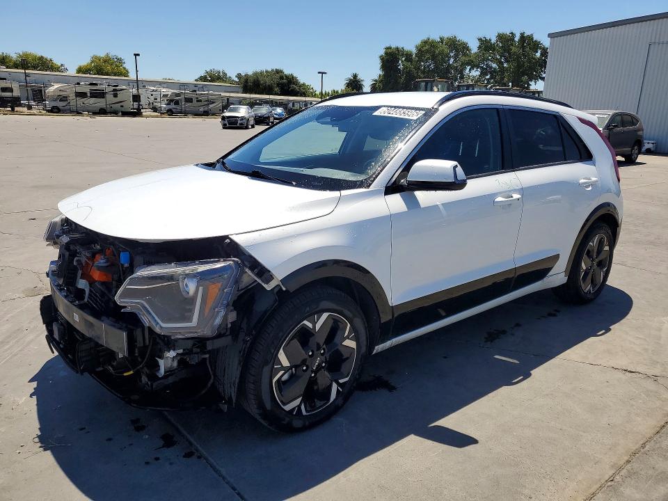 2023 Kia Niro VIN KNDCR3L19P5026053 COPART salvage auction — FRONT END, CA - CERTIFICATE OF TITLE, sold $6,600 on 2026-07-22 (photo 1)