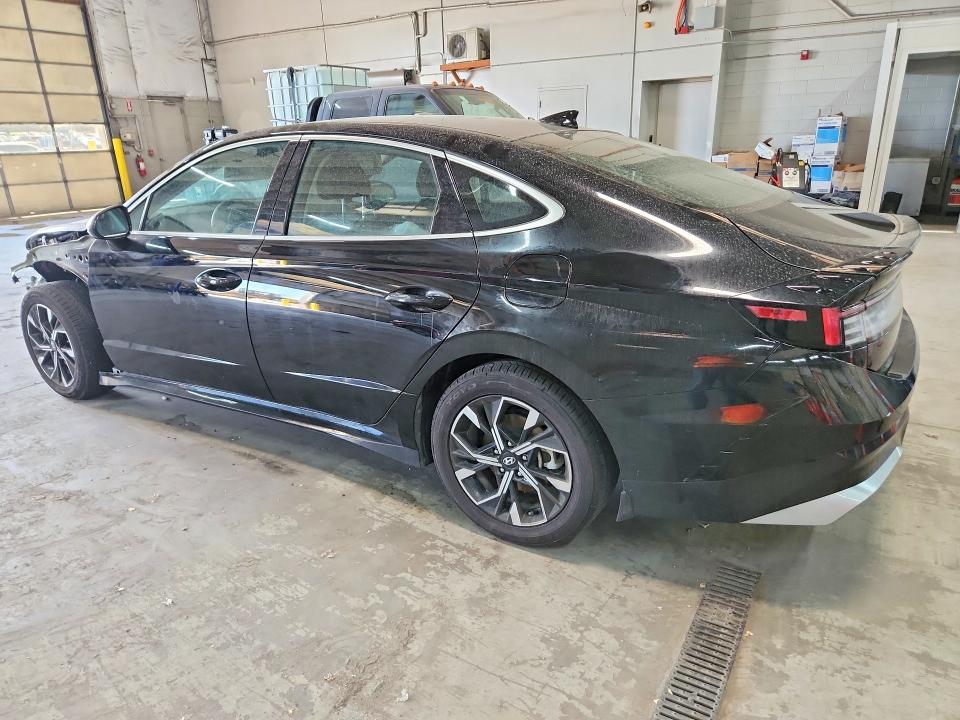 2024 Hyundai Sonata VIN KMHL64JA7RA420268 COPART salvage auction — FRONT END, CO - PUBLIC - SALVAGE TITLE, sold $7,200 on 2026-08-02 (photo 2)