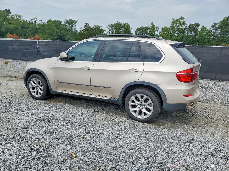 2013 BMW X5 VIN 5UXZV4C50D0B24820 COPART salvage auction — MECHANICAL, Sc - Certificate Of Title, sold $825 on 2026-07-28 (photo 2)