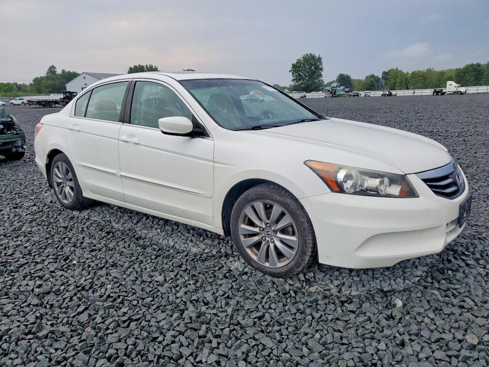 2012 Honda Accord VIN 1HGCP2F80CA077341 COPART salvage auction — SIDE, Oh - Cert Of Title-Salvage, sold $950 on 2026-08-03 (photo 4)