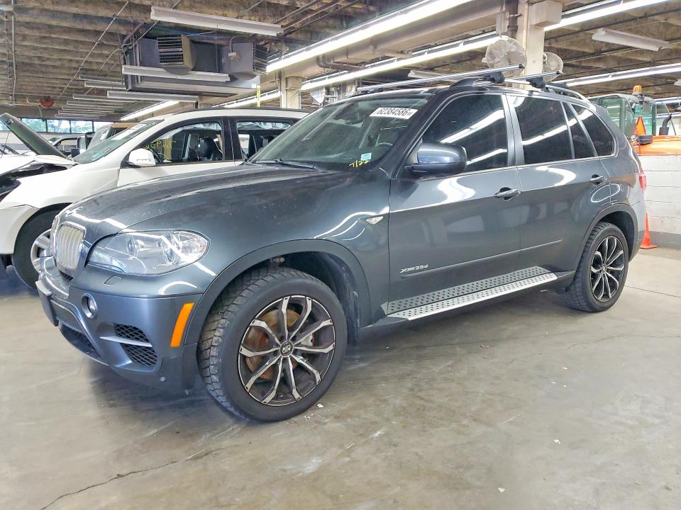 2012 BMW X5 VIN 5UXZW0C57CL670885 COPART salvage auction — MECHANICAL, Il - Certificate Of Title, sold $1,500 on 2026-07-27 (photo 1)
