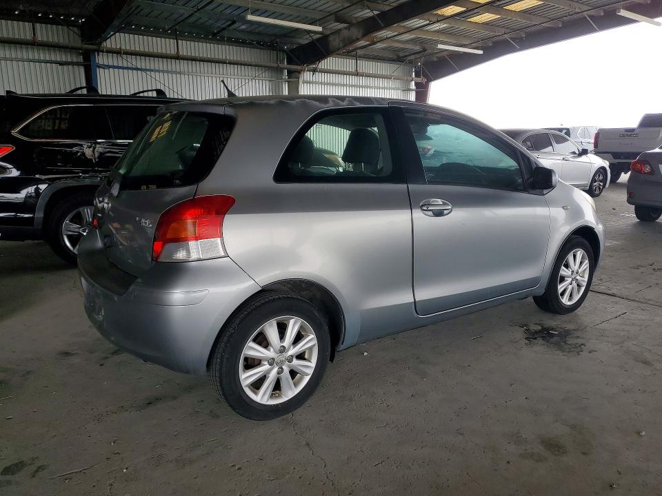 2011 Toyota Yaris VIN JTDJT4K36B5337014 COPART salvage auction — ROOF, CA - DIS/DLR/EXP ONLY CLEAN TITLE, sold $2,250 on 2026-07-16 (photo 3)