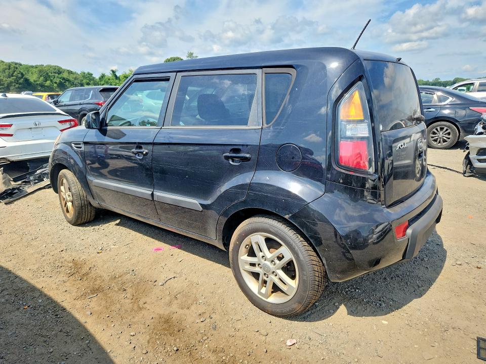 2011 Kia Soul VIN KNDJT2A22B7258666 COPART salvage auction — FRONT END, MA - CERT OF TITLE-RECONSTRCTD COLL, sold $500 on 2026-07-29 (photo 2)