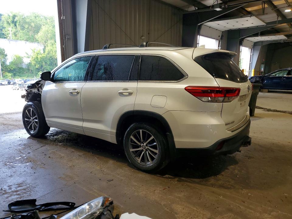 2017 Toyota Highlander VIN 5TDJZRFH7HS429625 COPART salvage auction — FRONT END, Pa - Certificate Of Salvage, sold $7,500 on 2026-07-29 (photo 2)