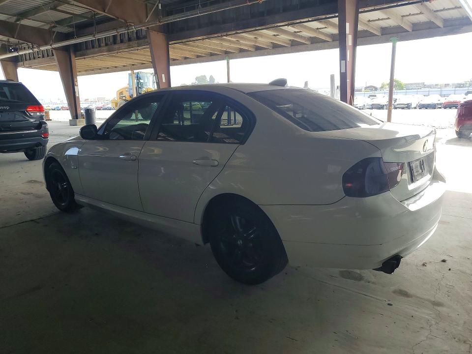 2011 BMW 3er VIN WBAPH7G52BNM55288 COPART salvage auction — SIDE, Ca - Salvage Certificate, sold $150 on 2026-07-16 (photo 2)