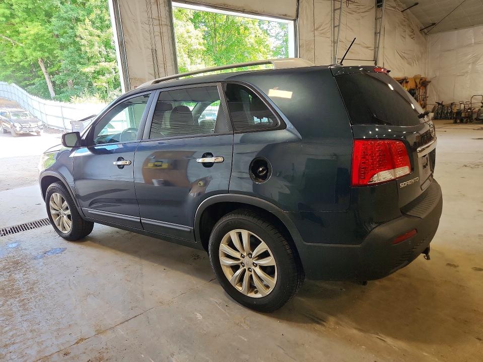 2011 Kia Sorento VIN 5XYKT4A26BG119885 COPART salvage auction — MINOR DENT/SCRATCHES, VT - CERTIFICATE OF TITLE, sold $1,650 on 2026-07-20 (photo 2)