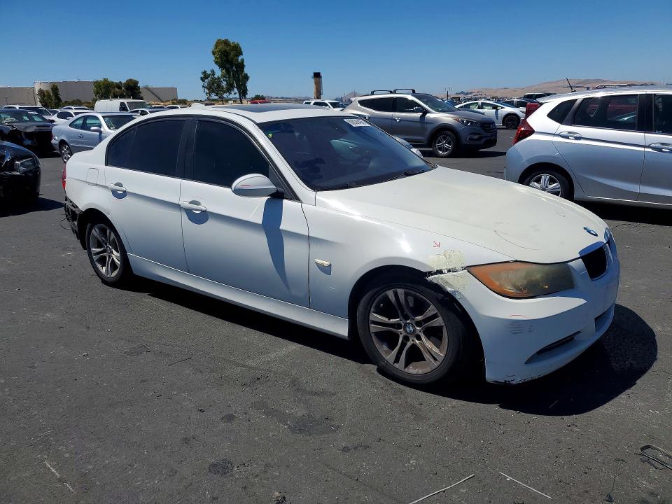 2008 BMW 3 series VIN WBAVC53538FZ86891 COPART salvage auction — REAR END, CA - SALVAGE CERTIFICATE, sold $525 on 2026-07-15 (photo 4)
