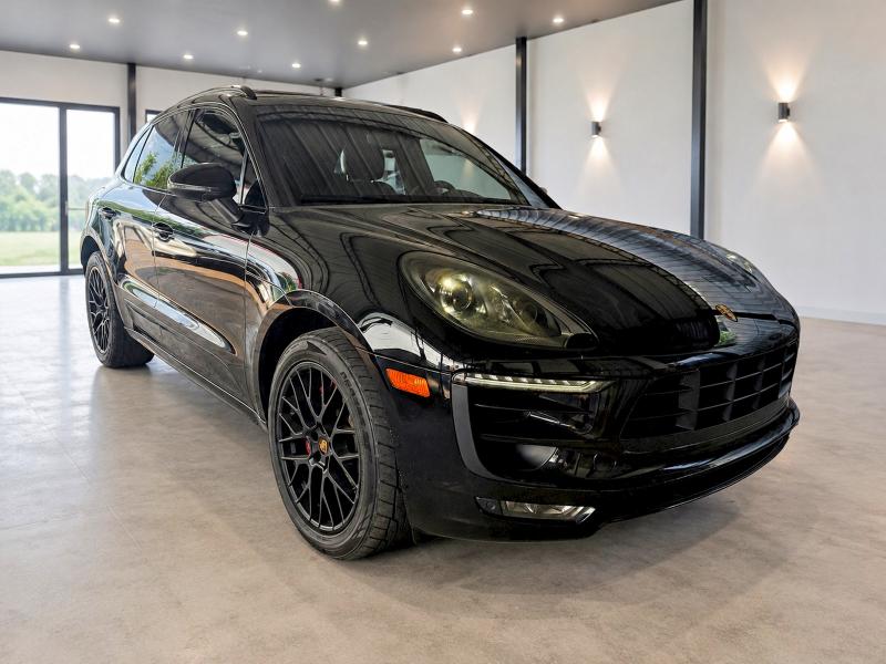 2017 Porsche Macan VIN WP1AG2A57HLB55076 — COPART salvage auction photo
