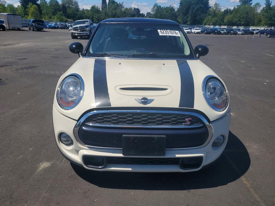 2015 Mini Cooper VIN WMWXP7C51F2A58528 COPART salvage auction — REAR END, Or - Salvage Title Certificate, sold $3,250 on 2026-09-02 (photo 5)