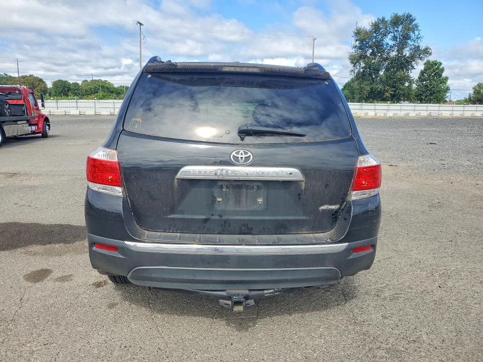 2011 Toyota Highlander VIN 5TDDK3EH9BS085254 COPART salvage auction — SIDE, OR - CERTIFICATE OF TITLE, sold $3,975 on 2026-07-20 (photo 6)