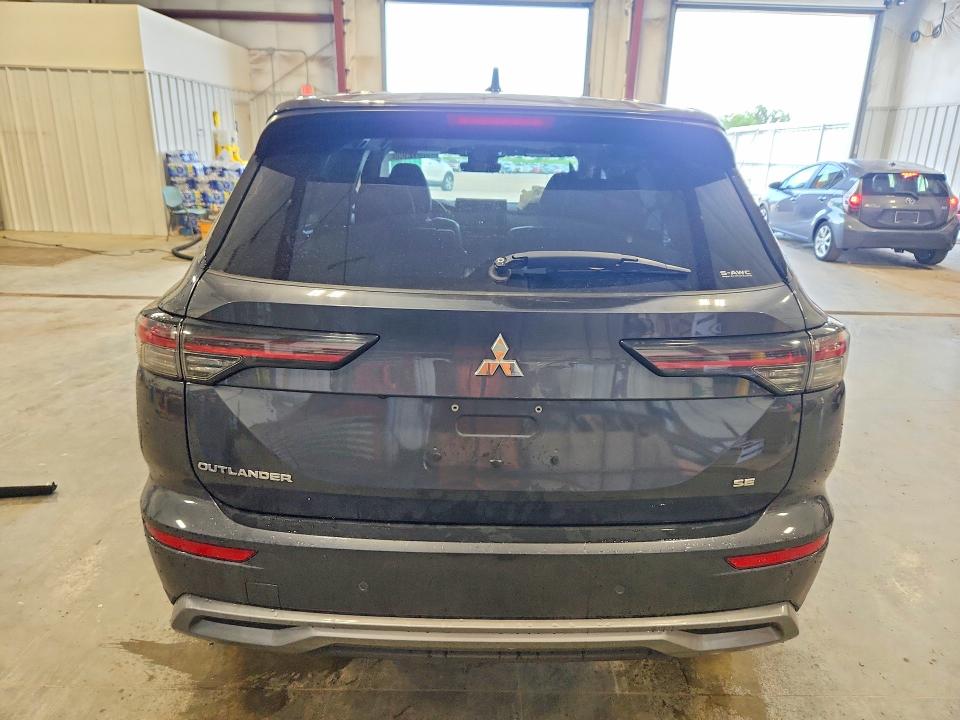 2025 Mitsubishi Outlander VIN JA4J4VA89SZ047398 COPART salvage auction — FRONT END, NJ - CERTIFICATE OF TITLE, sold $9,000 on 2026-07-27 (photo 6)