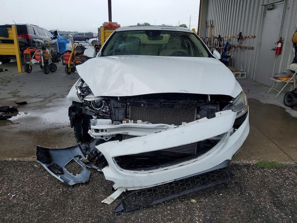 2018 Volvo S60 VIN YV126MFL6J2454401 COPART salvage auction — FRONT END, Salvage Title, sold $400 on 2026-08-18 (photo 5)