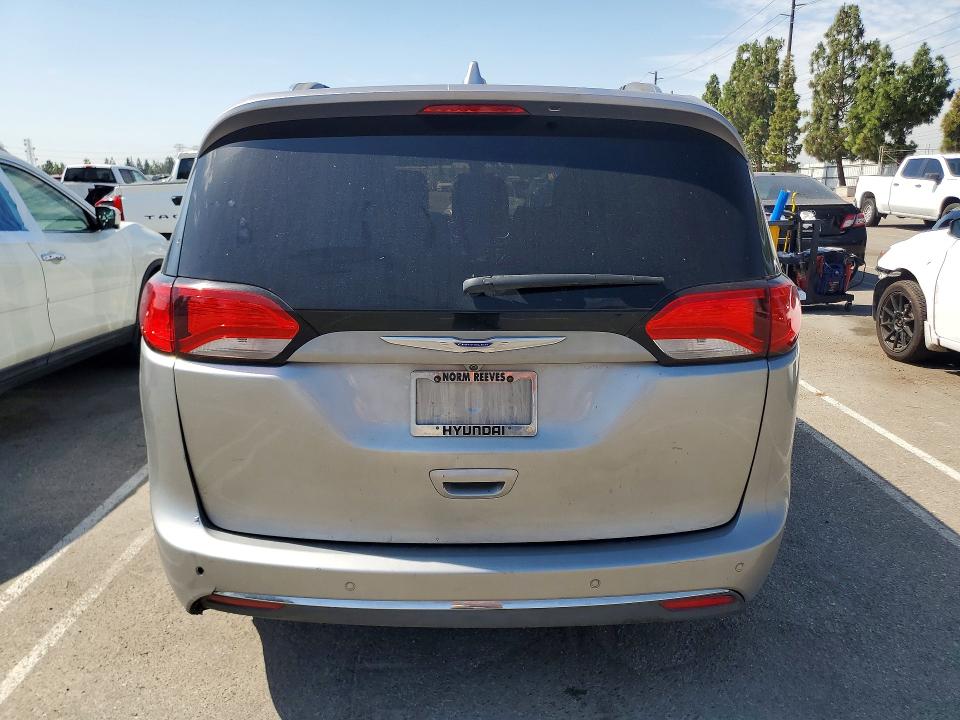 2018 Chrysler Pacifica VIN 2C4RC1BG2JR233691 COPART salvage auction — SIDE, Ca - Cert Of Title-Salvaged, sold $2,150 on 2026-09-08 (photo 6)