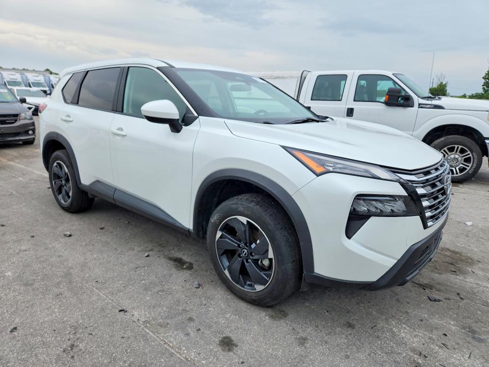 2024 Nissan Rogue VIN 5N1BT3BB2RC713537 COPART salvage auction — MINOR DENT/SCRATCHES, Pa - Cert Of Title (P), sold $11,500 on 2026-07-27 (photo 4)