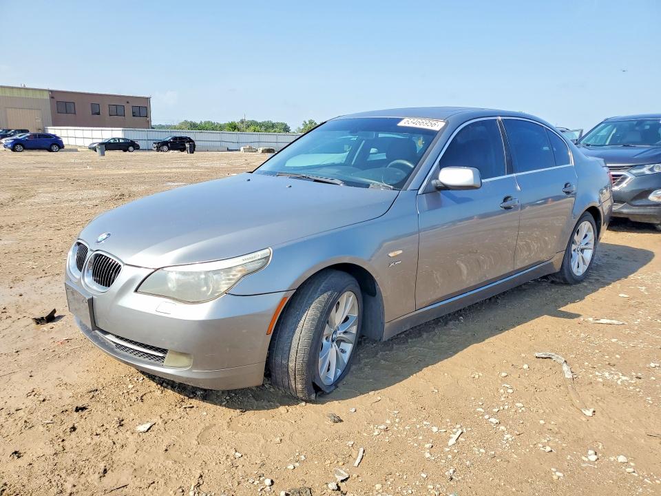 2009 BMW 5 series VIN WBANV93569C134152 COPART salvage auction — MINOR DENT/SCRATCHES, MO - DEALER ONLY CLEAN TITLE (P), sold $425 on 2026-08-04 (photo 1)