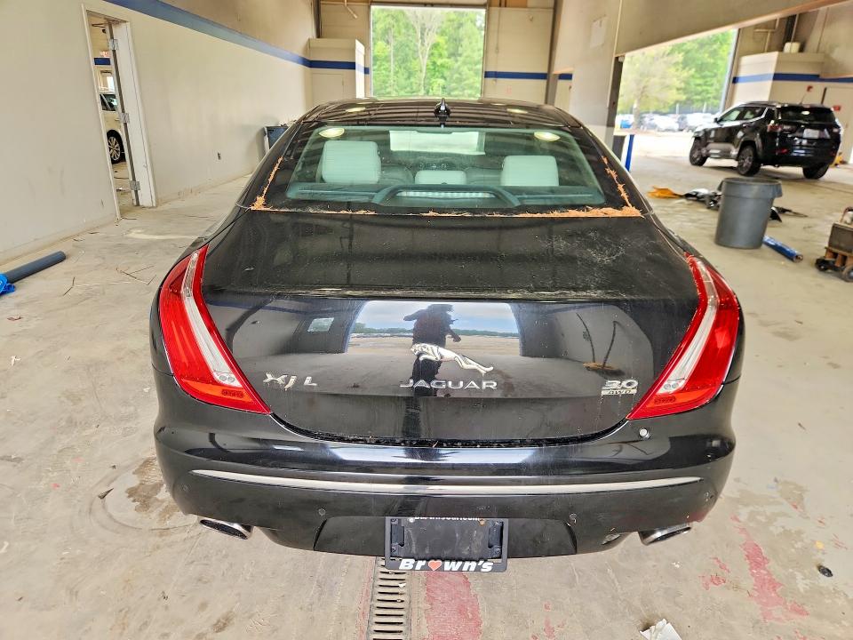 2015 Jaguar Xj VIN SAJWJ2GD9F8V88617 COPART salvage auction — UNDERCARRIAGE, Va - Certificate Of Title, sold $775 on 2026-07-31 (photo 6)