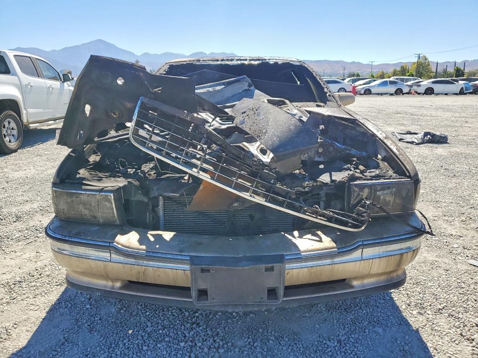 1996 Cadillac Deville VIN 1G6KD52Y9TU228785 COPART salvage auction — BURN, CA - NON-REPAIRABLE VEHICLE CERT, sold $175 on 2026-07-22 (photo 5)