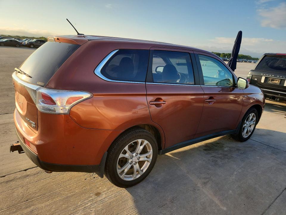 2014 Mitsubishi Outlander VIN JA4JZ4AX8EZ018787 COPART salvage auction — HAIL, Tx - Certificate Of Title, sold $700 on 2026-07-27 (photo 3)