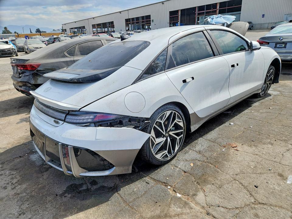 2025 Hyundai Ioniq 6 VIN KMHM34AA7SA114562 COPART salvage auction — SIDE, Ca - Certificate Of Title, sold $8,100 on 2026-08-04 (photo 3)