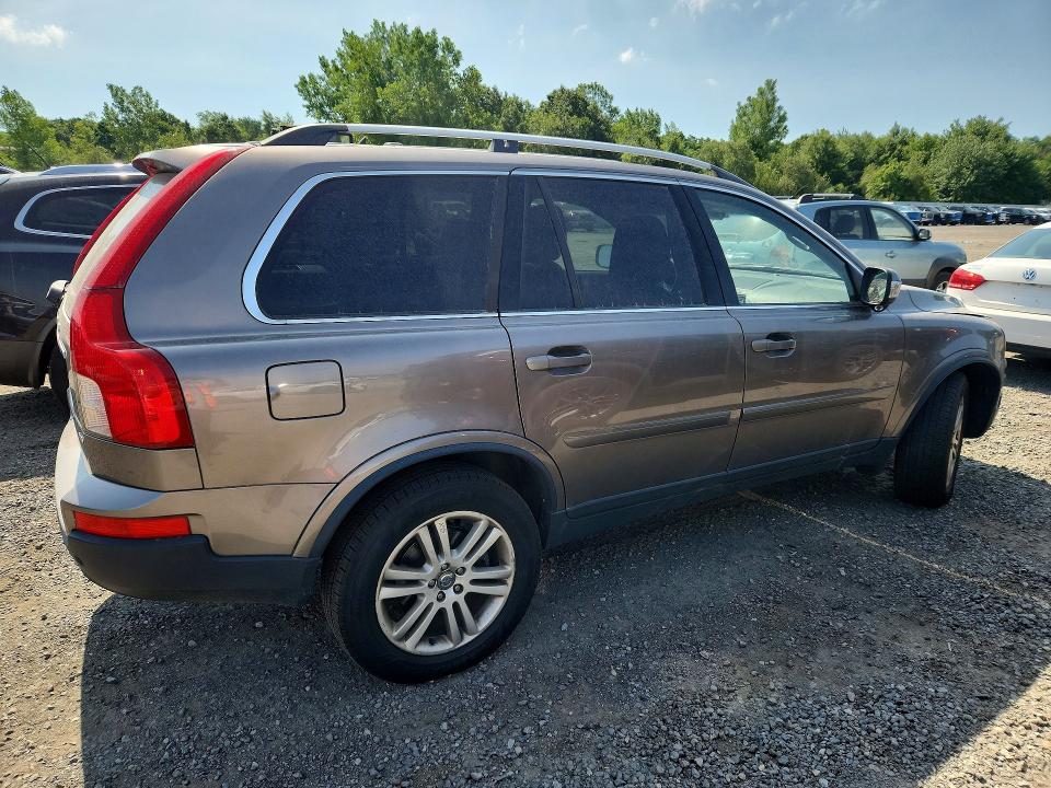 2011 Volvo Xc90 VIN YV4952CZ4B1581785 COPART salvage auction — MINOR DENT/SCRATCHES, Ma - Cert Of Title-Reconstrctd Coll, sold $450 on 2026-07-15 (photo 3)