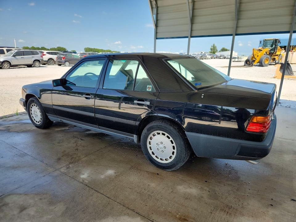 1987 Mercedes-benz 300 VIN WDBEA30DXHA402295 COPART salvage auction — HAIL, Ar - Cert Of Title-Salvage, sold $1,550 on 2026-07-27 (photo 2)