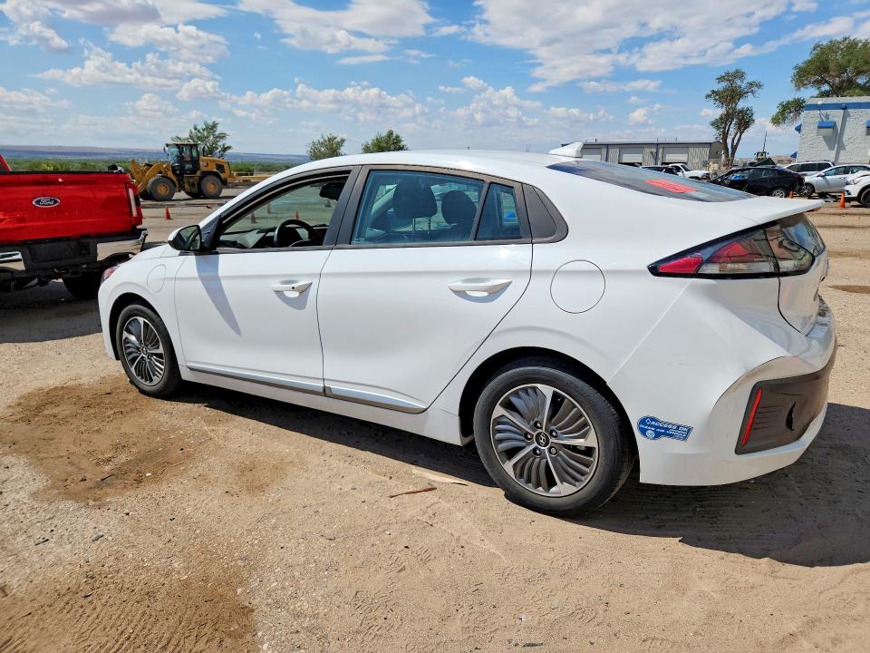 2021 Hyundai Ioniq VIN KMHC65LD3MU254996 COPART salvage auction — MINOR DENT/SCRATCHES, Nm - Certificate Of Title, sold $5,100 on 2026-07-30 (photo 2)
