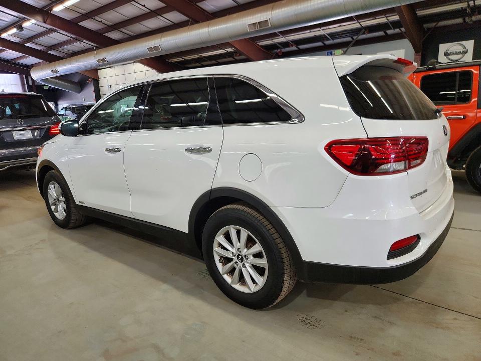 2019 Kia Sorento VIN 5XYPGDA53KG448743 COPART salvage auction — MINOR DENT/SCRATCHES, WV - CERTIFICATE OF TITLE (P), sold $4,900 on 2026-07-23 (photo 2)