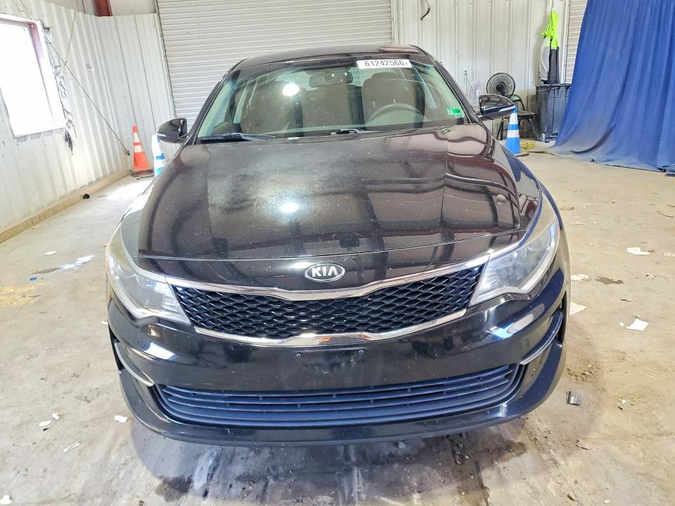 2016 Kia Optima VIN 5XXGT4L37GG094972 COPART salvage auction — MINOR DENT/SCRATCHES, VA - CERTIFICATE OF TITLE, sold $750 on 2026-07-30 (photo 5)