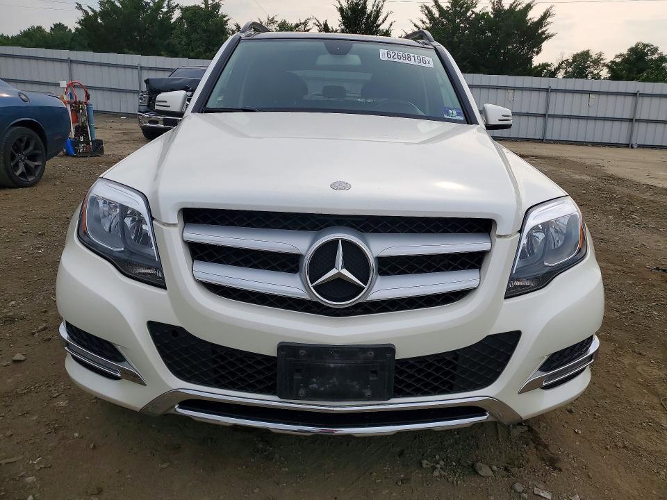 2015 Mercedes-benz Glk-klasse VIN WDCGG8JB4FG436711 COPART salvage auction — MINOR DENT/SCRATCHES, Nj - Certificate Of Title, sold $4,950 on 2026-08-03 (photo 5)